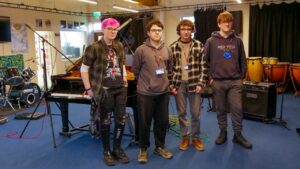 SwitchKick Records in action! 25 P1280163 Large